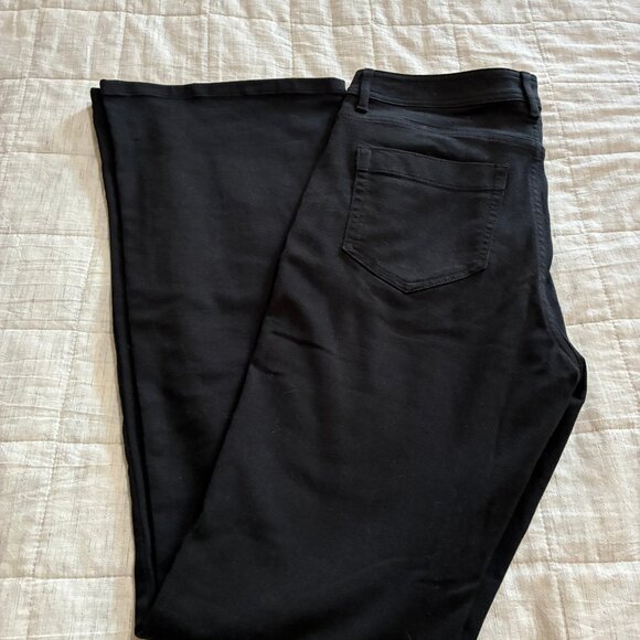 J. Jill High-Rise Curved-Pocket Flare Jeans in black Tall Size 6T - brand new! - Picture 4 of 5